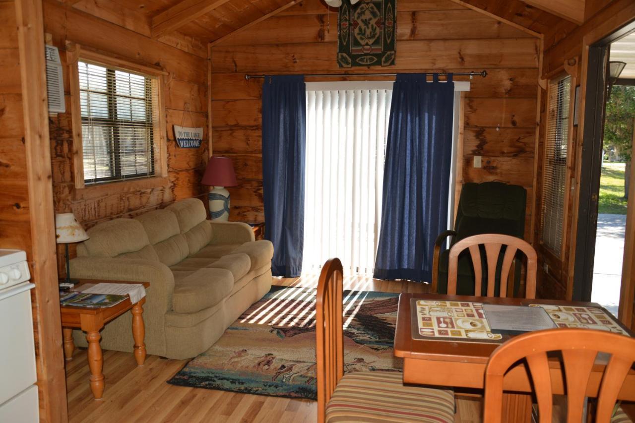 Camp Mack Lodge, Marina & Rv Resort 莱克威尔士 外观 照片
