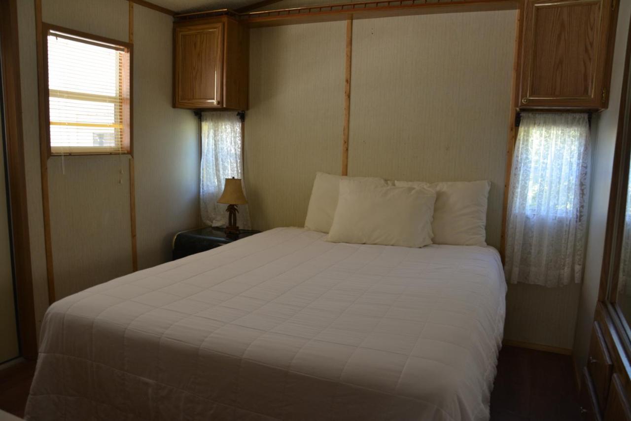 Camp Mack Lodge, Marina & Rv Resort 莱克威尔士 外观 照片