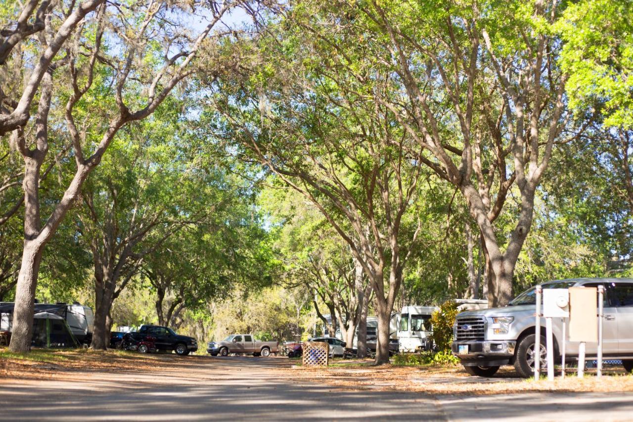 Camp Mack Lodge, Marina & Rv Resort 莱克威尔士 外观 照片